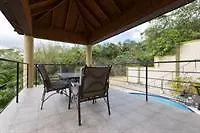 Royalton Palace Guest Apartments Kingston